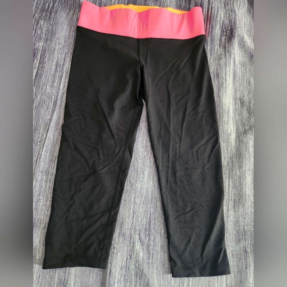 VICTORIA'S SECRET PINK Crop Yoga Active Pants Size XS